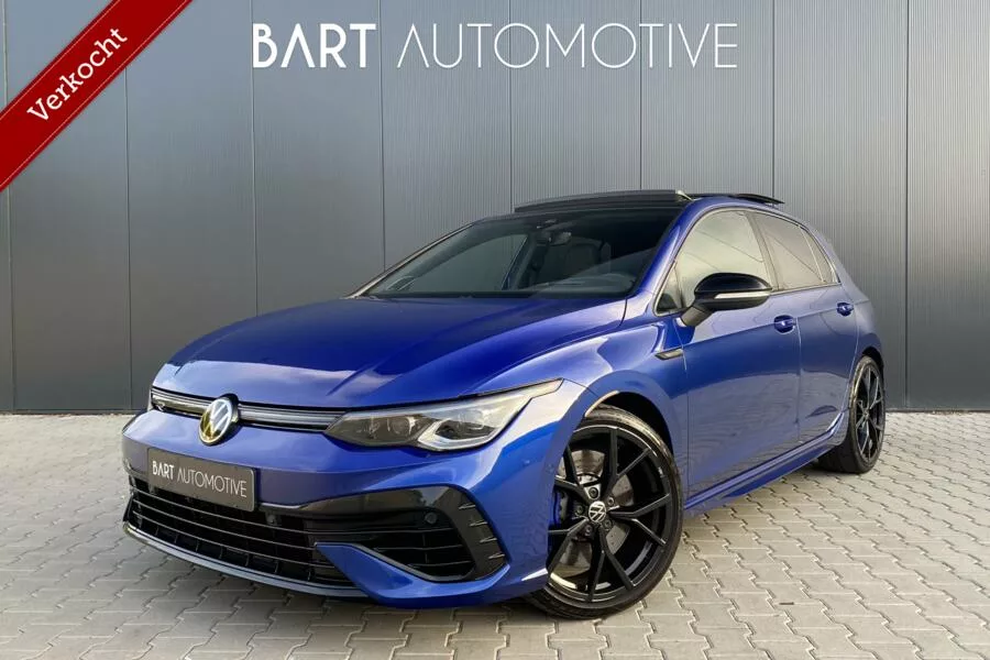 Verkocht-Volkswagen Golf 8 R-08.jpeg